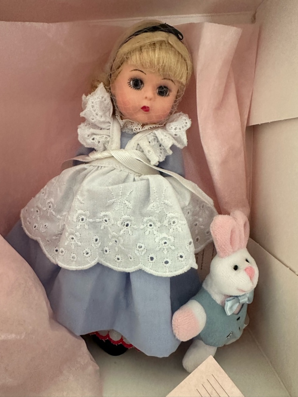 Alice in Wonderland & White Rabbit Madame Alexander doll set 30665 original box - Picture 2 of 11